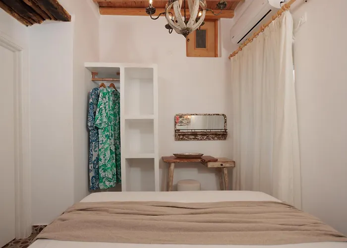 Burgos Barrio Naxos 3*