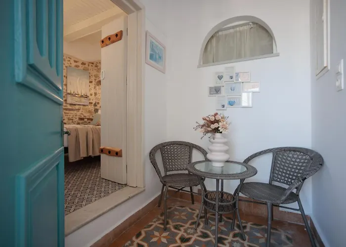 아파트호텔 Burgos Barrio Naxos Naxos City