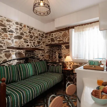 Aparthotel Burgos Barrio Naxos Naxos City