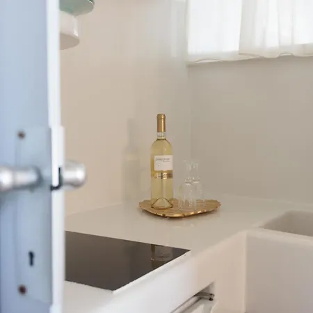 מלון דירות Burgos Barrio Naxos 3*