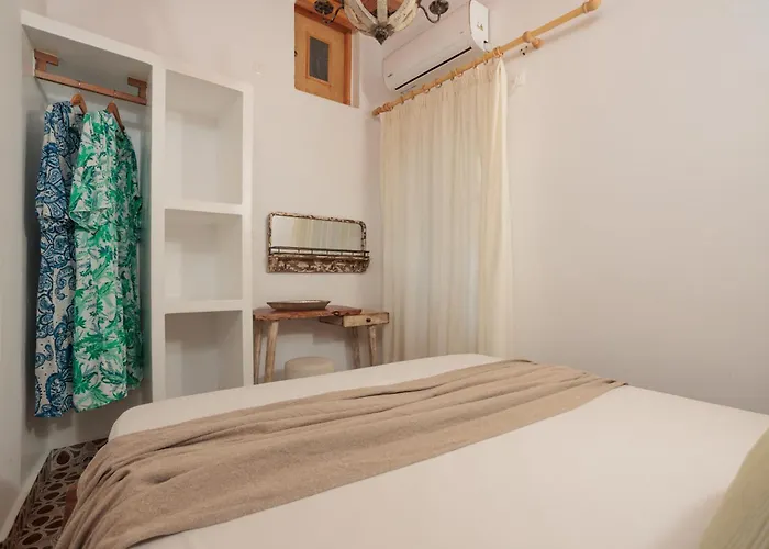 Burgos Barrio Naxos 公寓式酒店 Naxos City